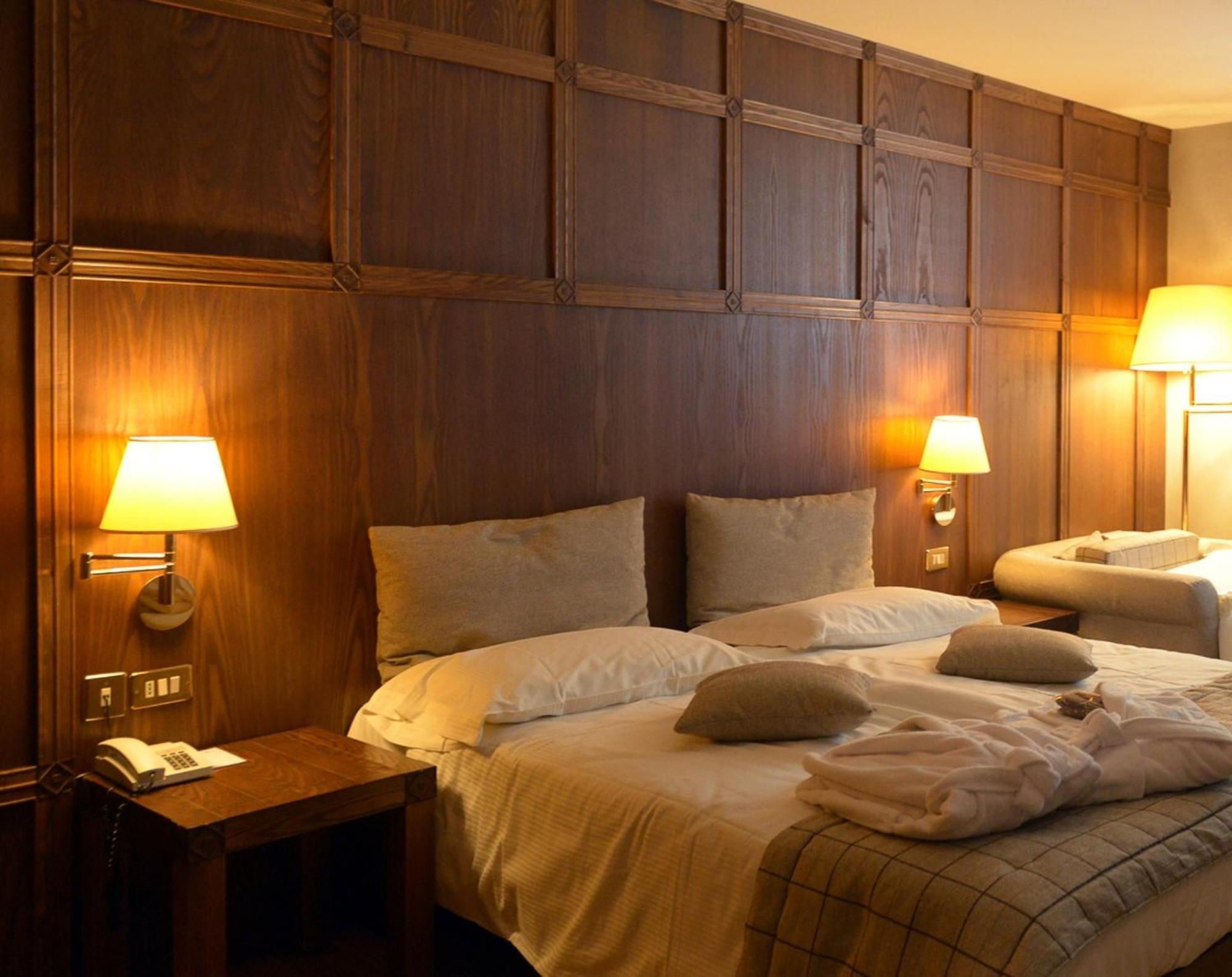 Savoia Palace Hotel Madonna Zimmer foto
